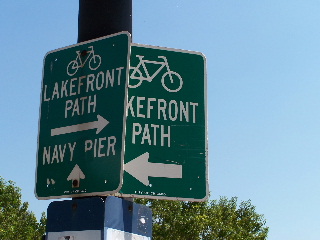Lakefront Path goes to the right here (over the Chicago River)